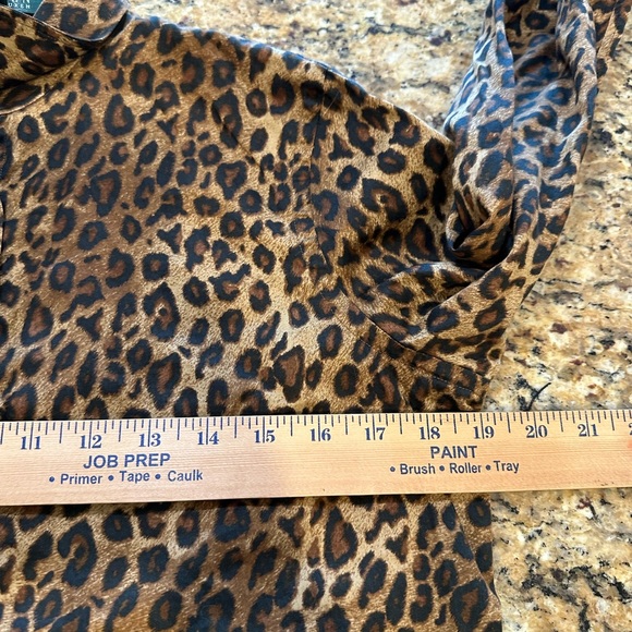 Lauren Ralph Lauren Women's Long-Sleeve Button Down Cotton Leopard Print Top sm - Picture 5 of 5